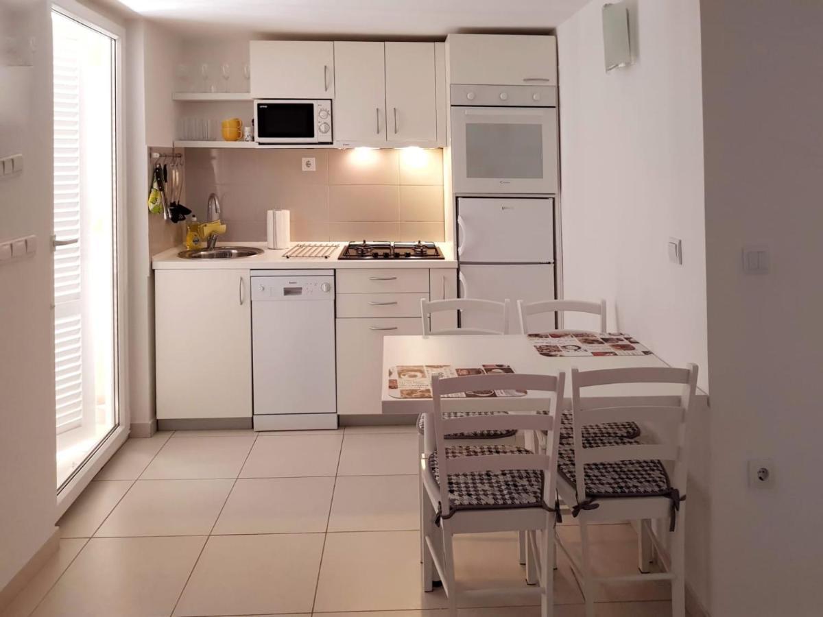 Apartmani Vrancic Mandre Bagian luar foto