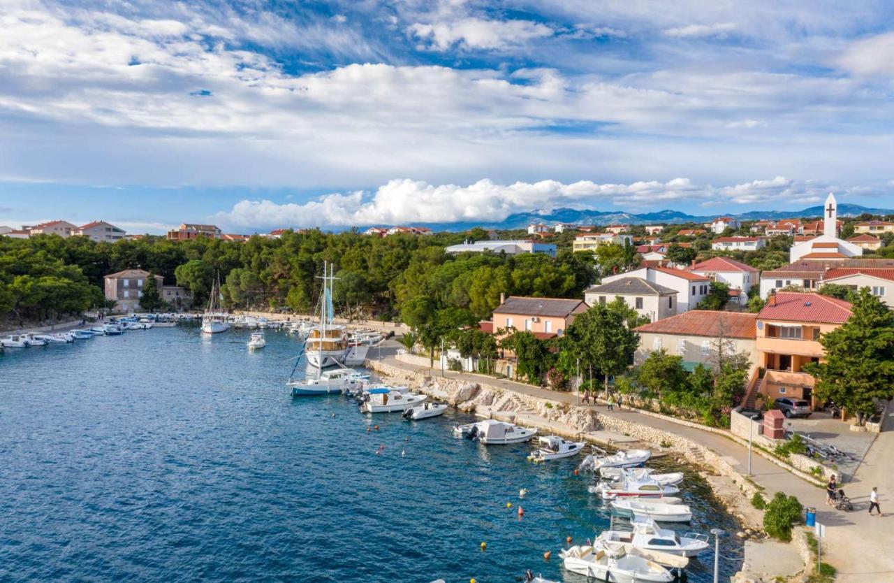 Apartmani Vrancic Mandre Bagian luar foto