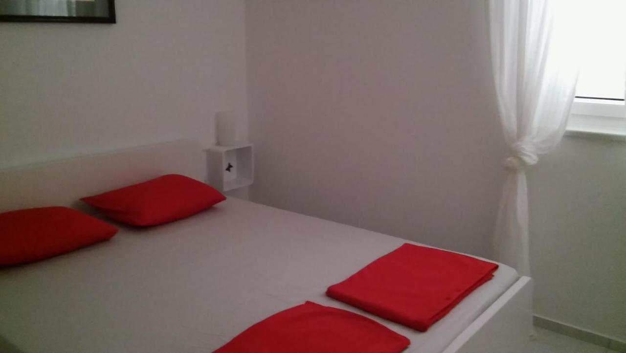Apartmani Vrancic Mandre Bagian luar foto